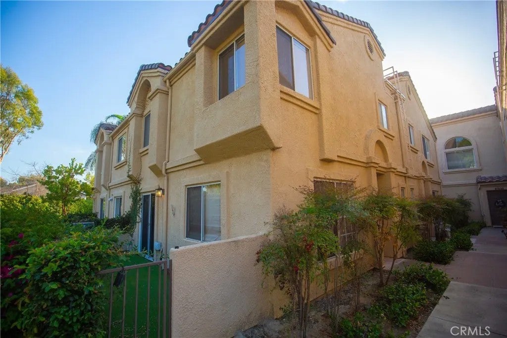 21224 Jasmines — photo