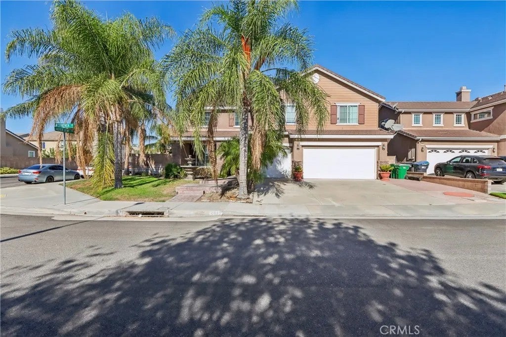 7885 Retriever Street — photo