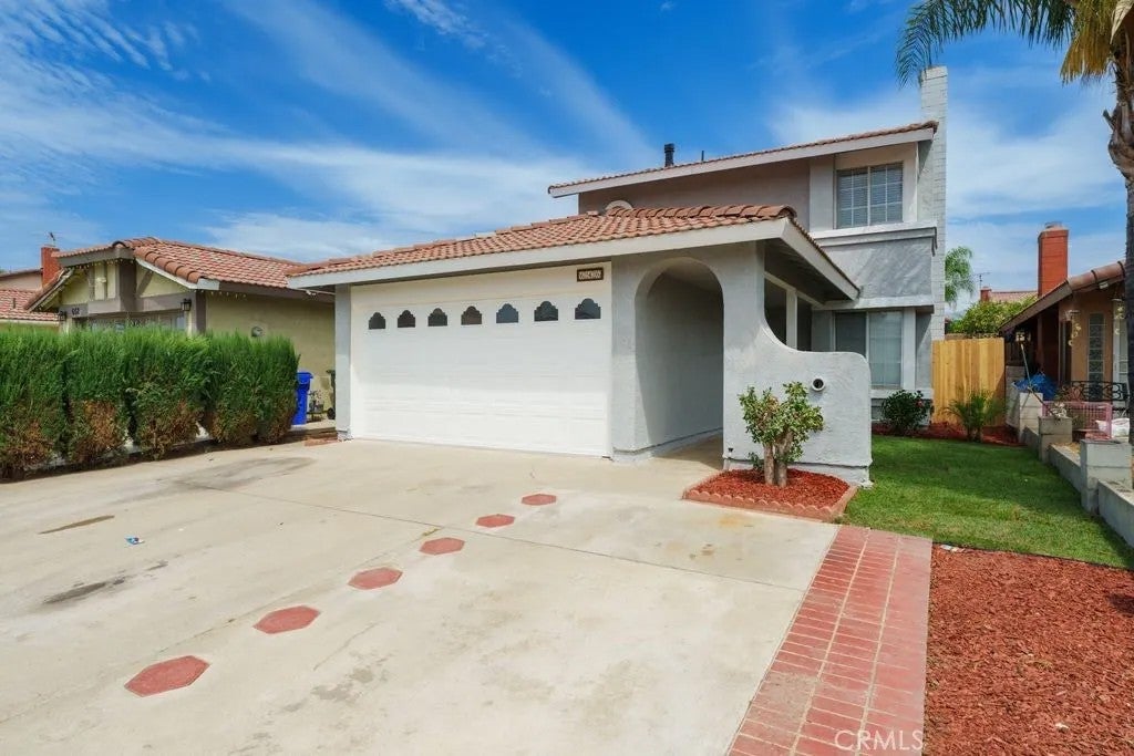646 W Home — photo