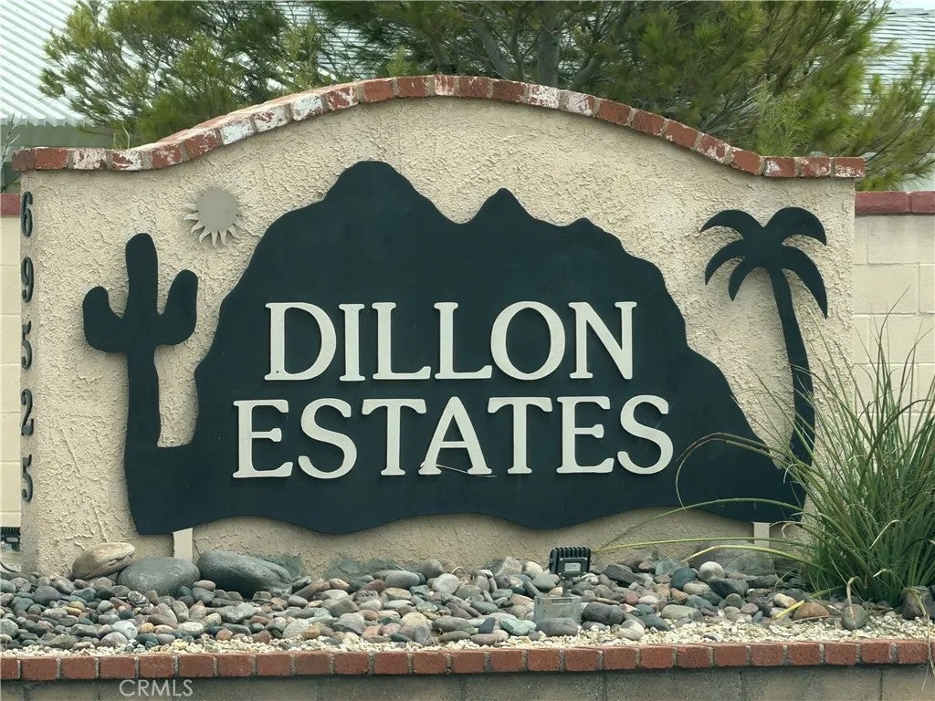 69525 Dillon 106 — photo