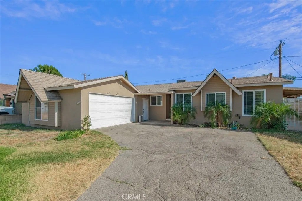 10219 Effen Street — photo