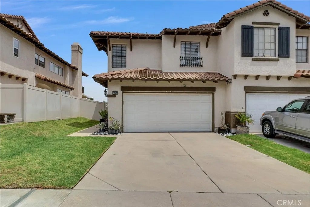 2097 San Antonio Drive — photo