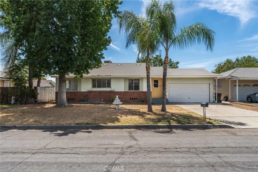 237 W Van Koevering Street — photo