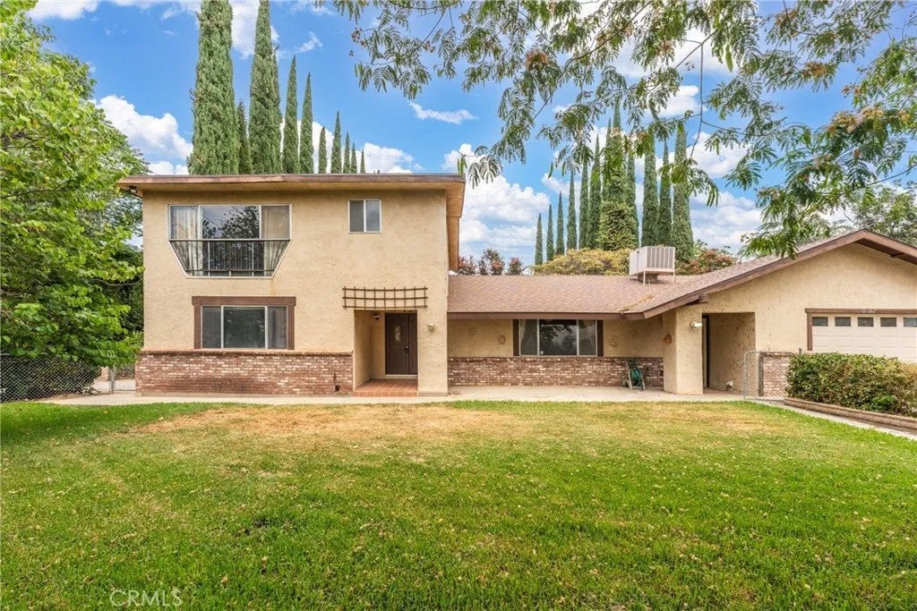 40462 Dutton Street — photo