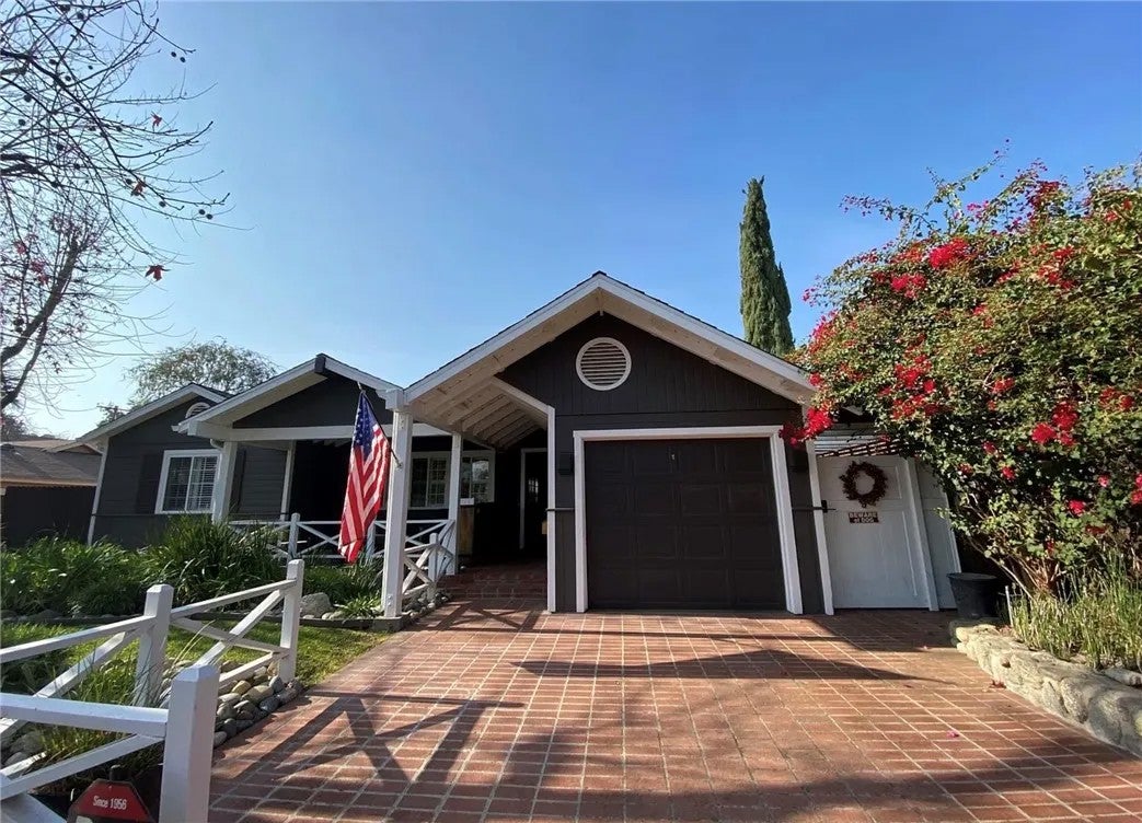 349 Norumbega Dr. — photo