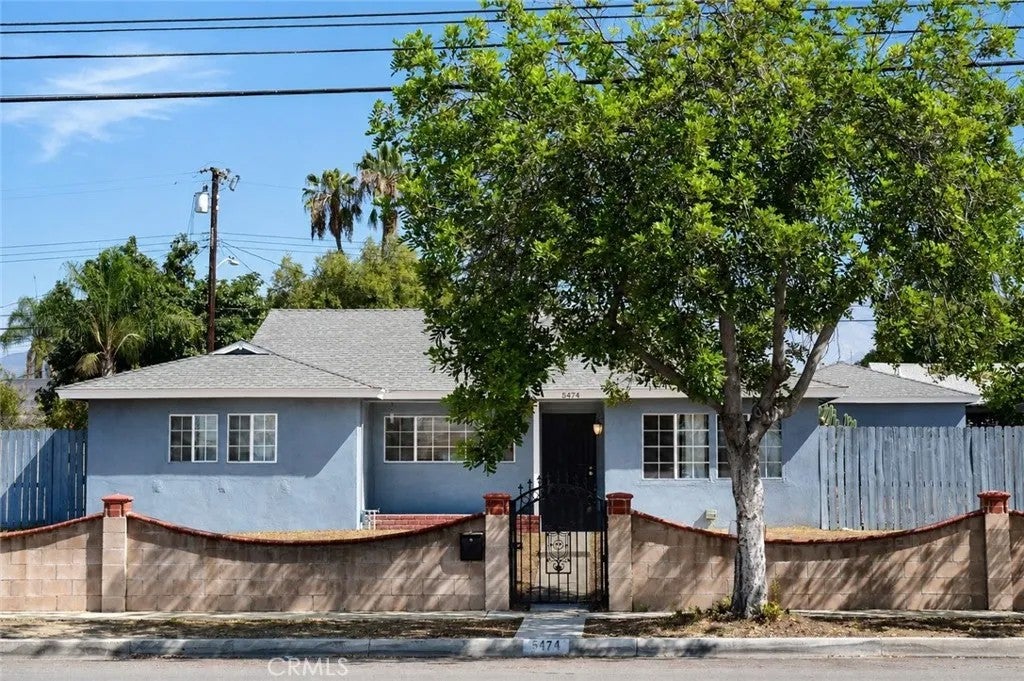 5474 San Bernardino — photo