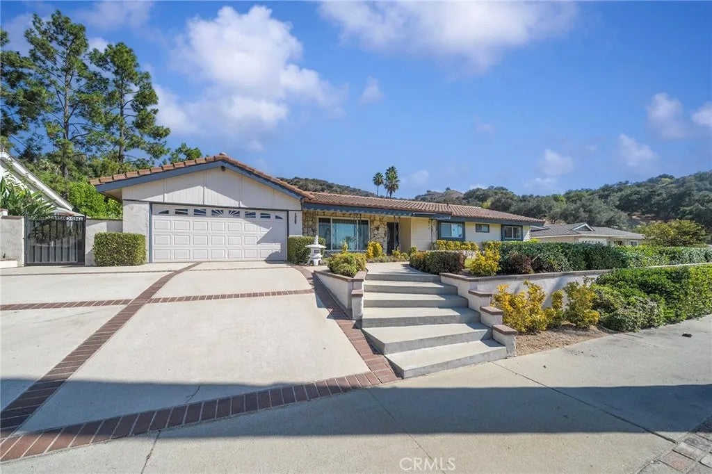 1029 Coronet Street — photo
