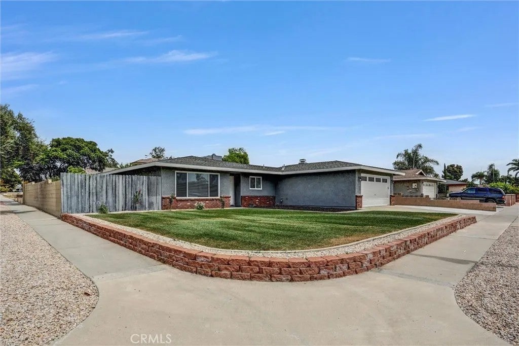 16410 Fontlee Lane — photo
