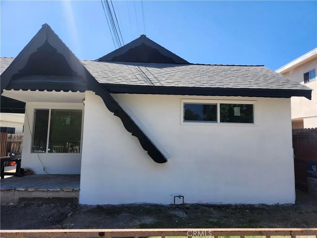 3478 W 67th — photo