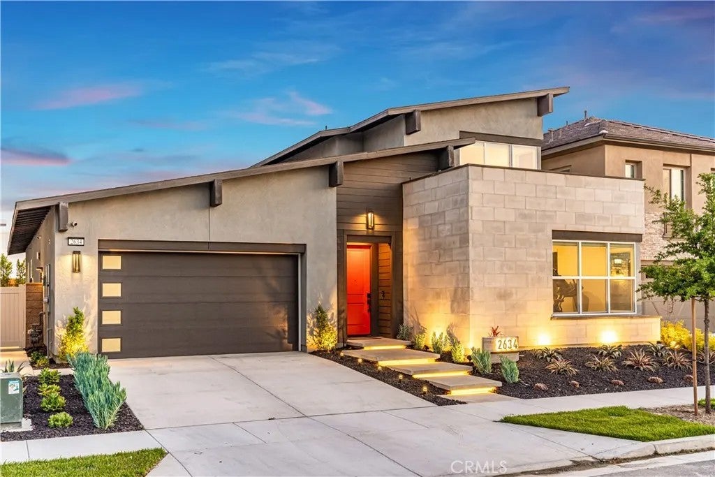 2634 E Scarlett Lane — photo