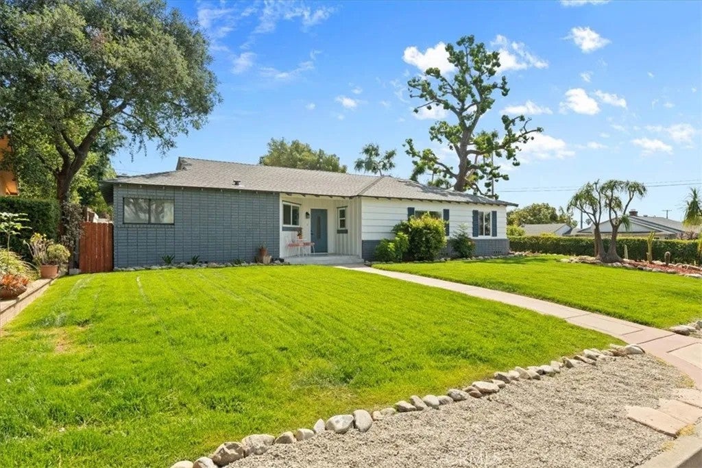 4108 Garey — photo