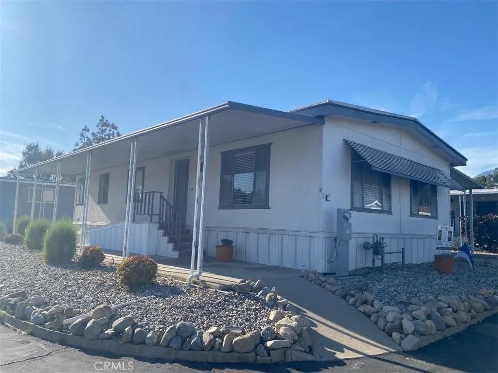 8651 Foothill Blvd 61 — photo
