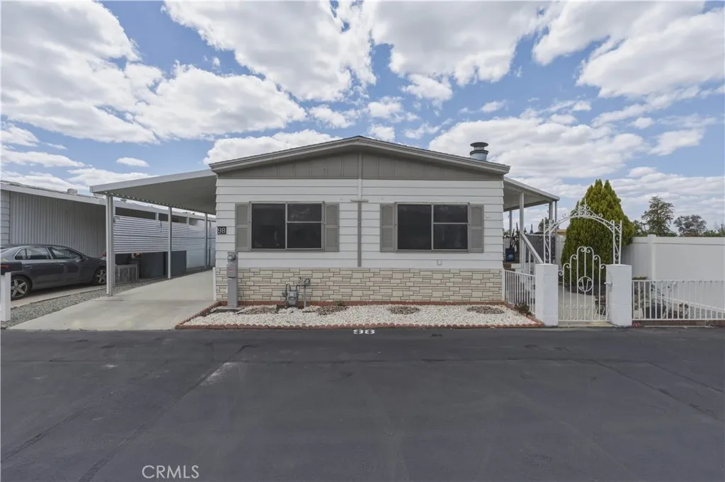 655 E Main #98, San Jacinto, CA 92583 — photo 2