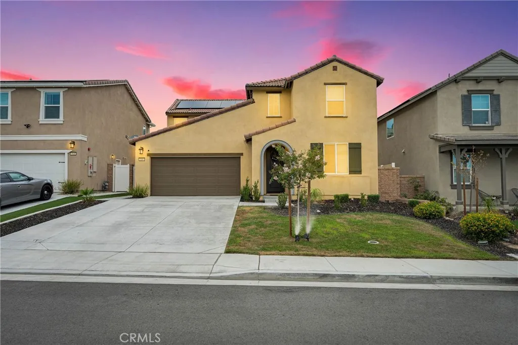 530 Cumberland Road, Rialto, CA 92377 — photo 2