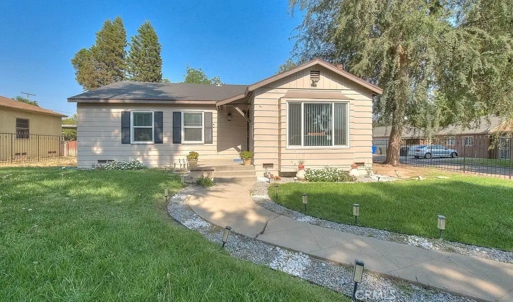2803 Ladera Road — photo