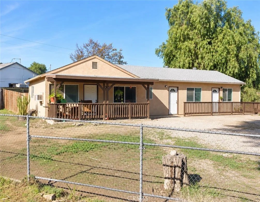 23602 Cassandra Drive — photo