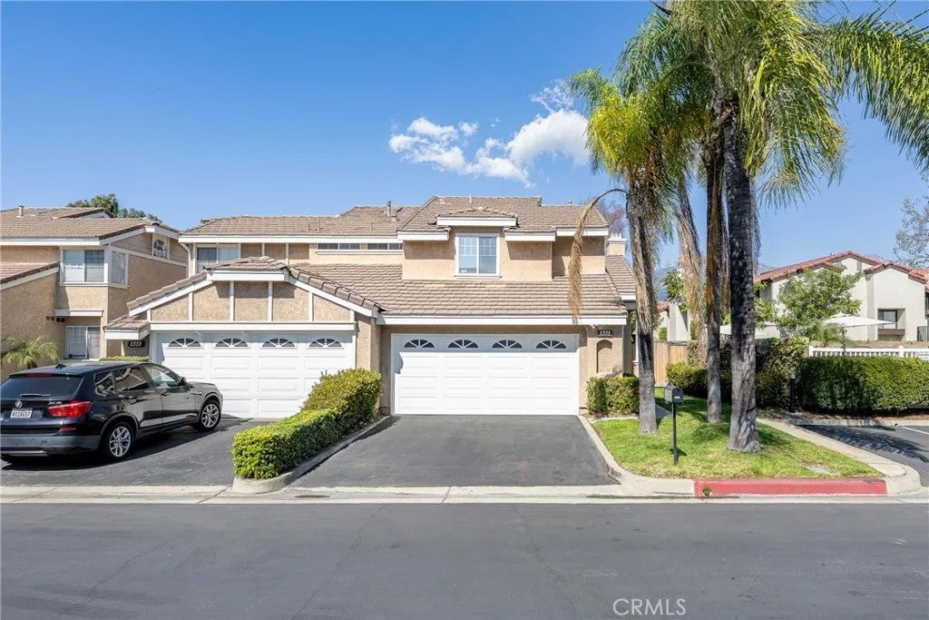 1553 Corte Santana — photo