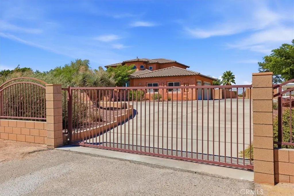 7414 3rd, Hesperia, CA 92345 — photo 3