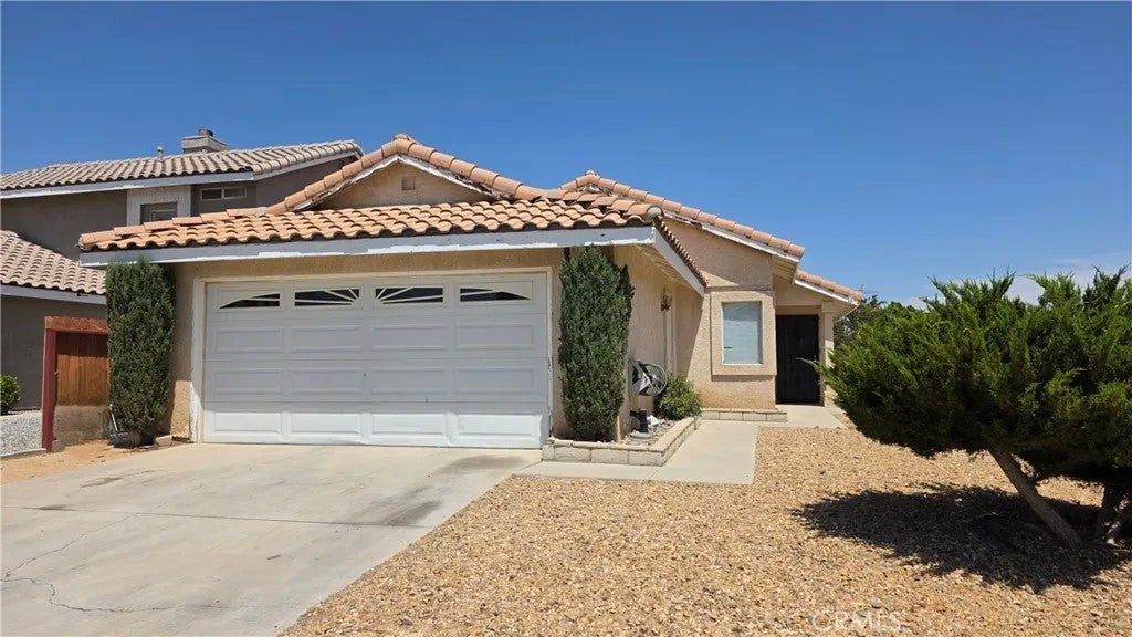14320 Gateside Court — photo