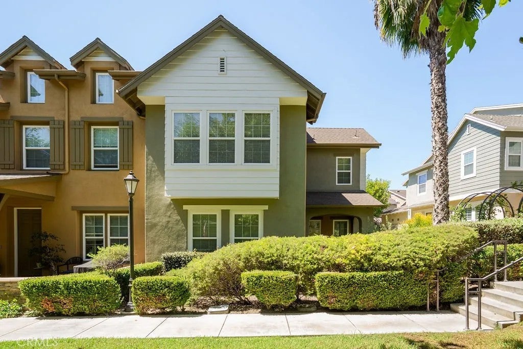 20 Orange Blossom Circle — photo