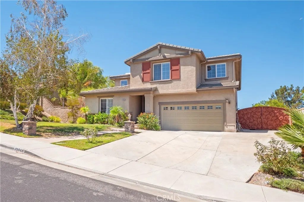 29541 Sequoia — photo