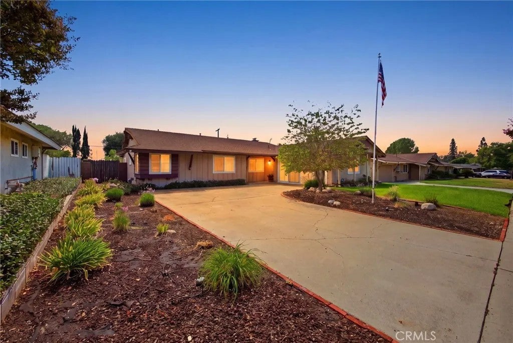 610 Ridgefield Drive — photo