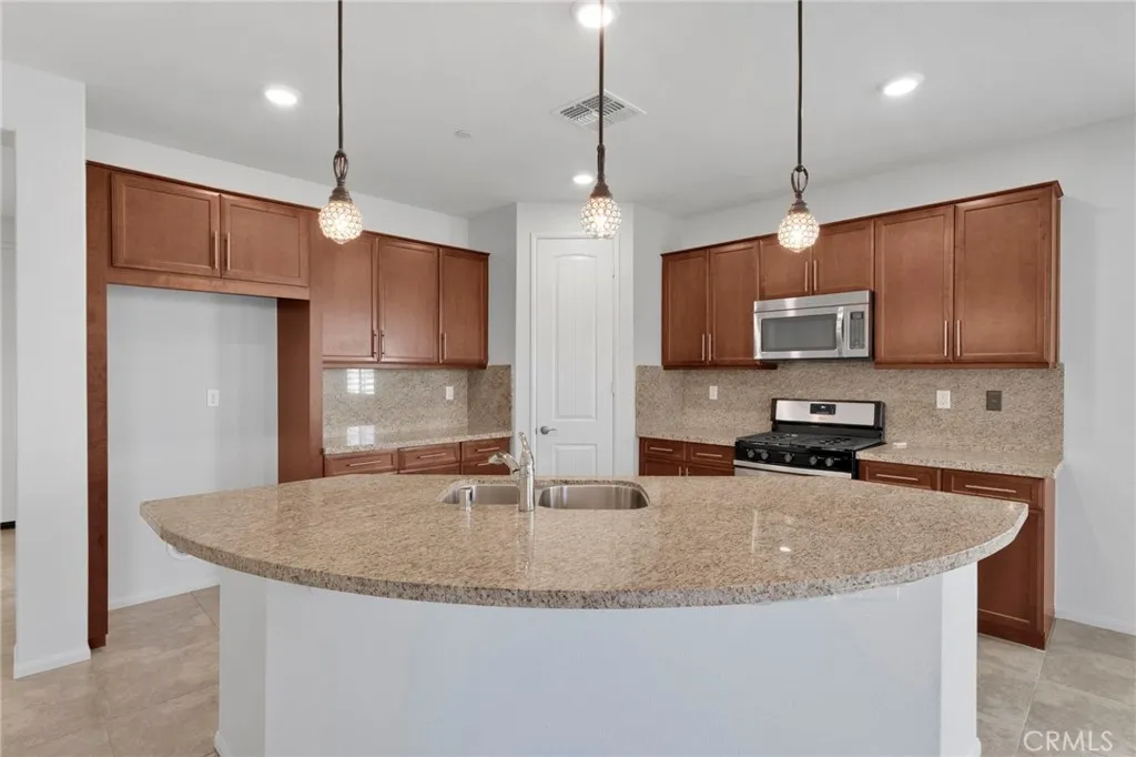 11351 Camden Street — photo
