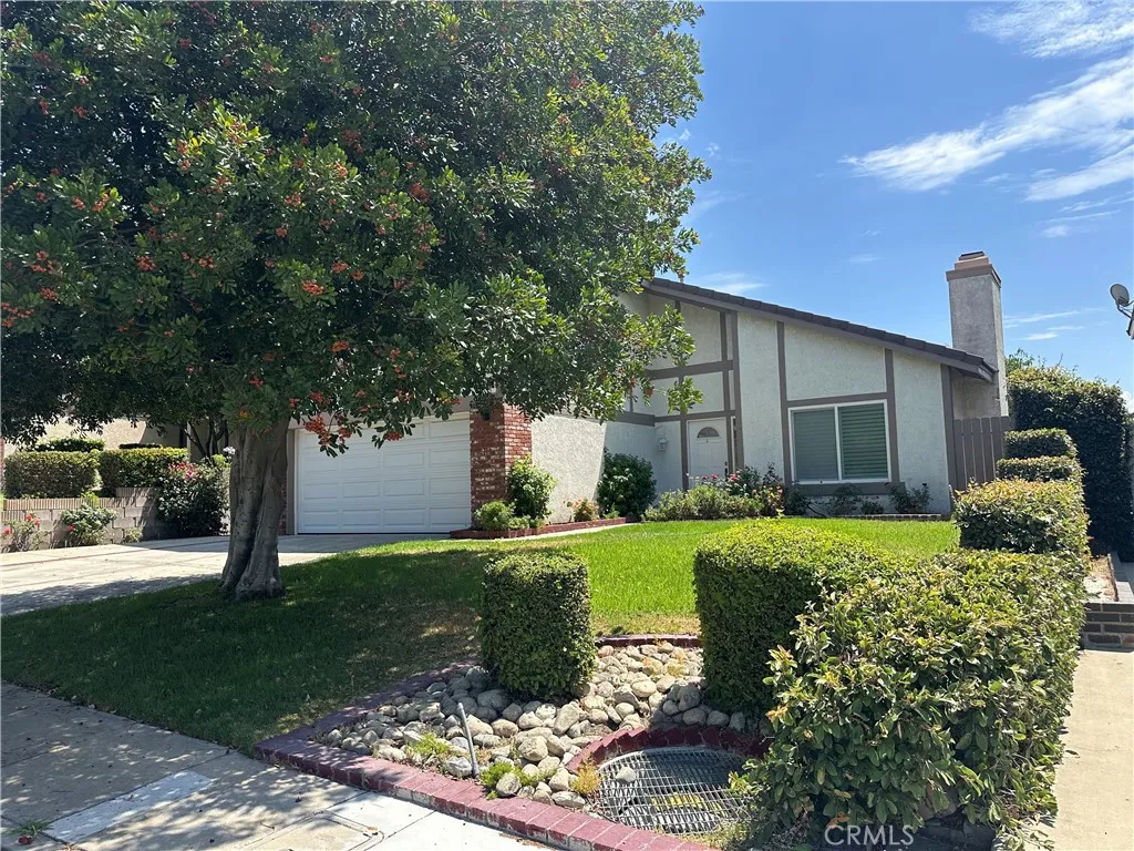 2280 Ash, Upland, CA 91784