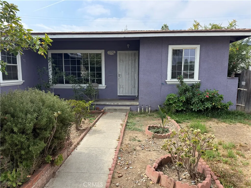 15360 Moccasin — photo