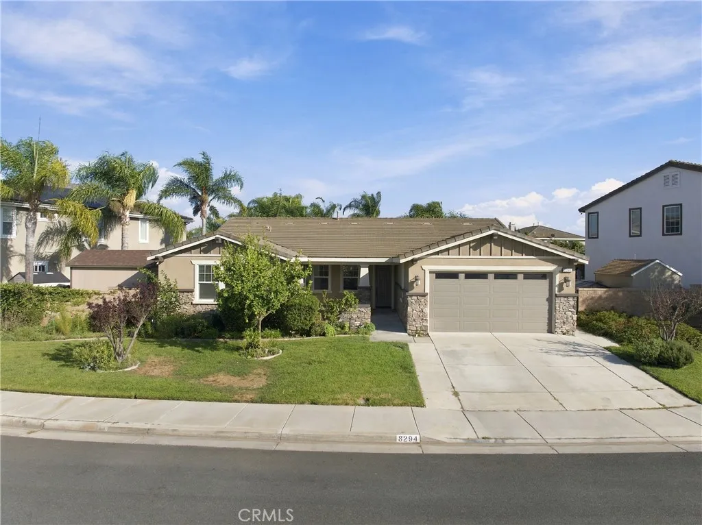8294 Fall Creek Dr — photo