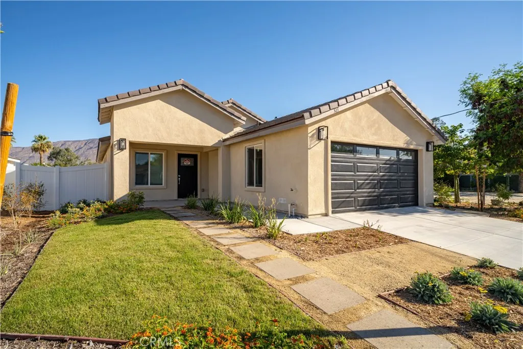 321 E 2nd, San Jacinto, CA 92583 — photo 2