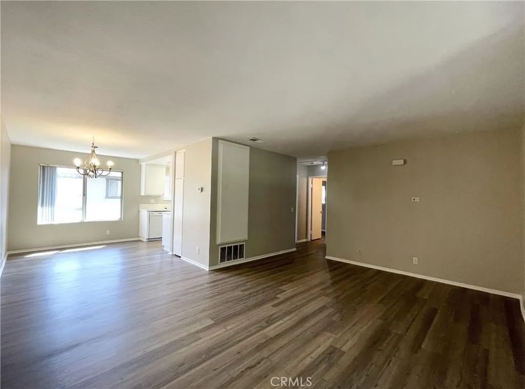 237 Grayson Way #D, Upland, CA 91786 — photo 3