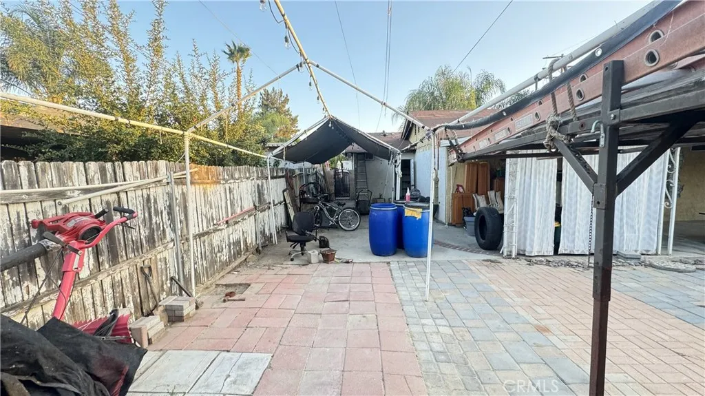 260 W Wright, Hemet, CA 92543 — photo 3