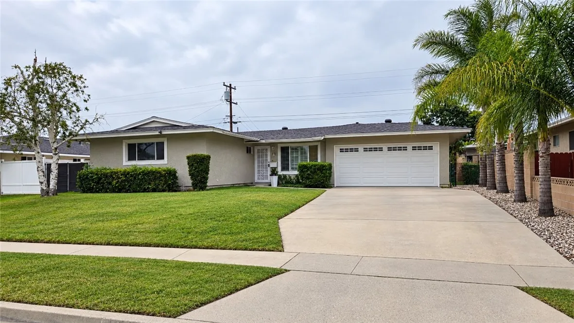410 E Rancho — photo