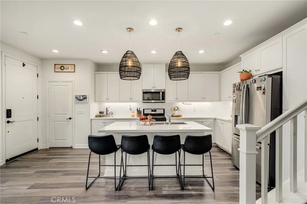 3880 S Oasis Paseo Unit 21 — photo