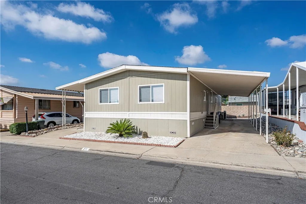 929 E Foothill #31, Upland, CA 91786 — photo 2