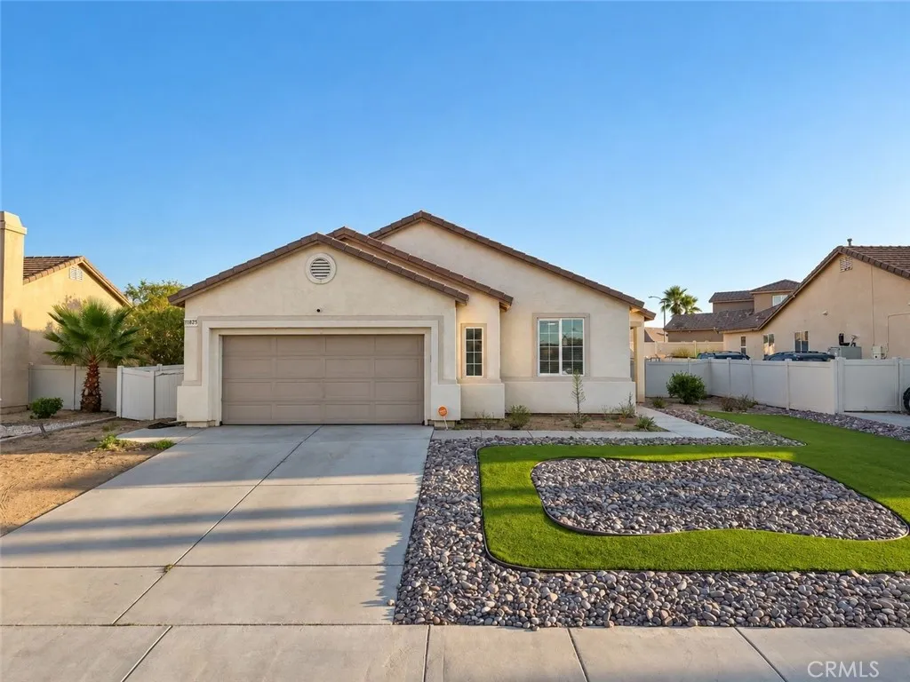11825 Poppy Road — photo