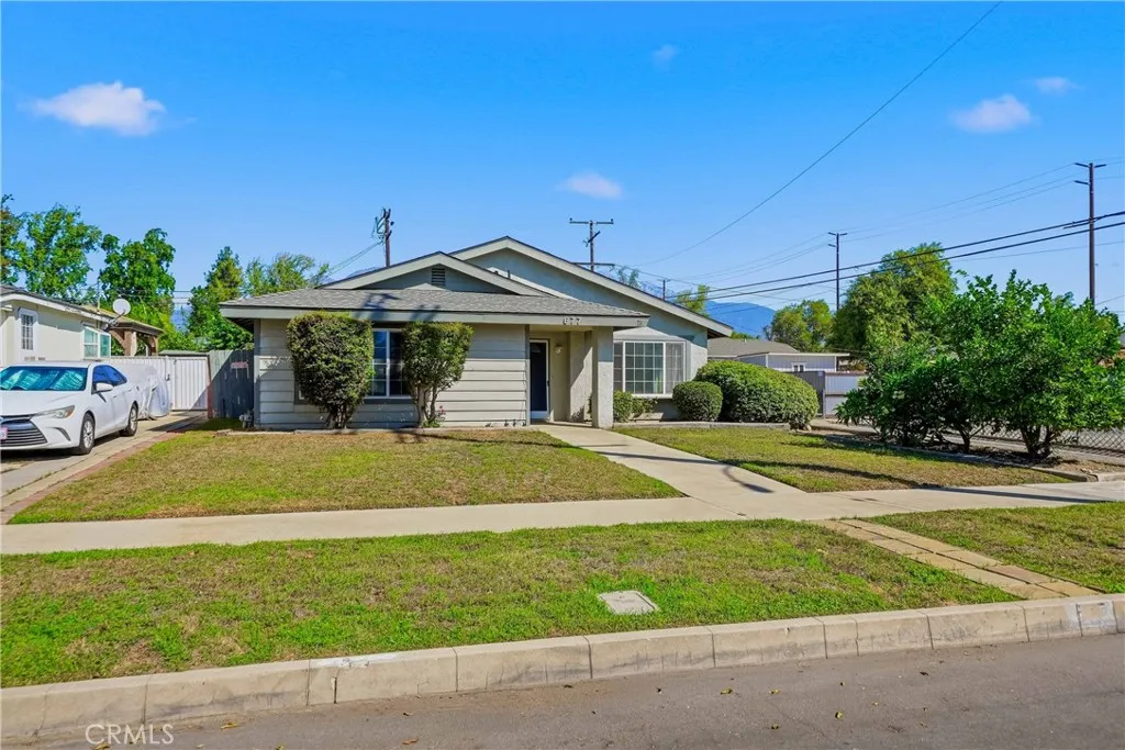 677 Highland Court — photo