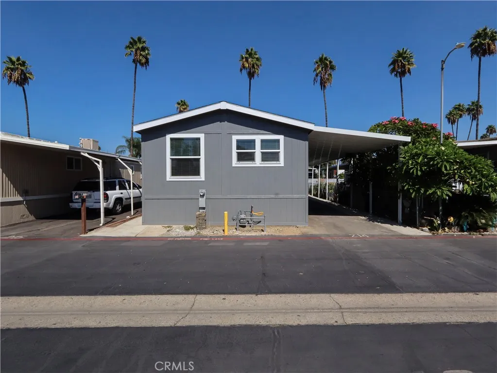 2300 S Sultana Unit 214 — photo