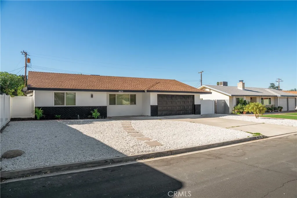 41179 Collegian Way — photo