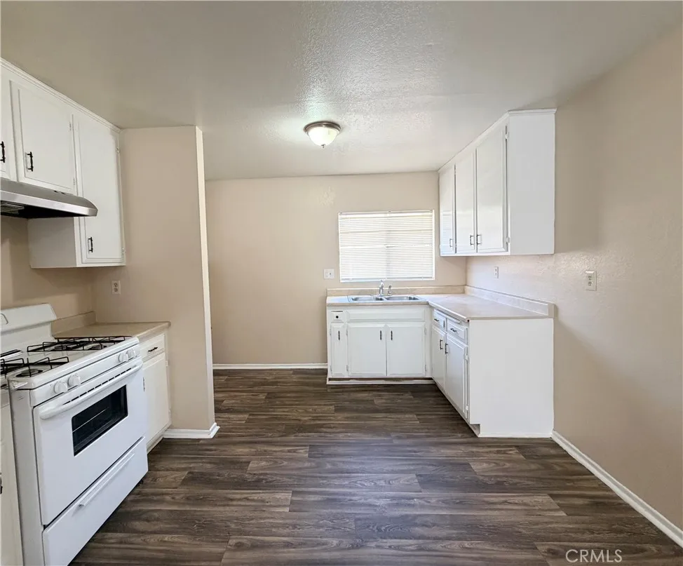 407 E E Unit C — photo
