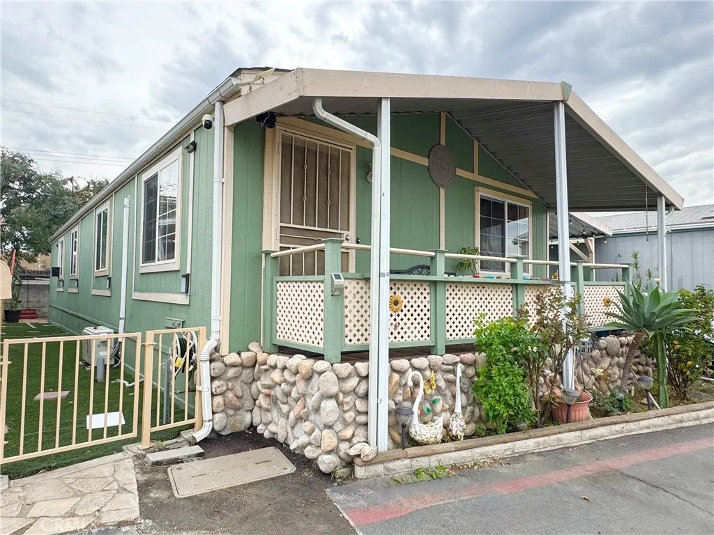 21210 E Arrow Unit 120 — photo