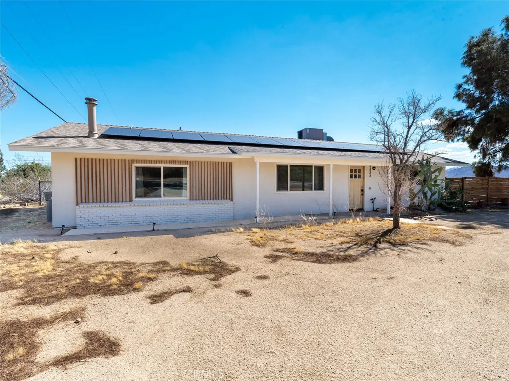 4883 Avenida La Candela — photo