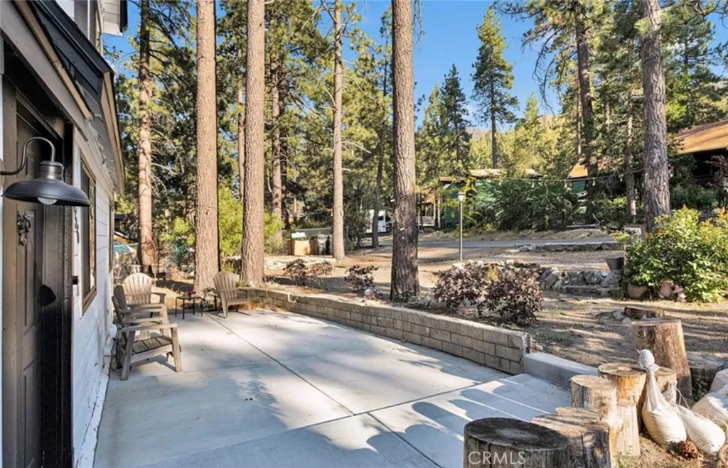 1056 Eagle, Wrightwood, CA 92397 — photo 2