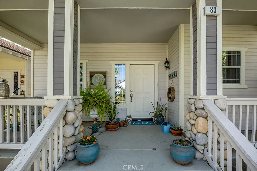 83 Orangewood Court — photo