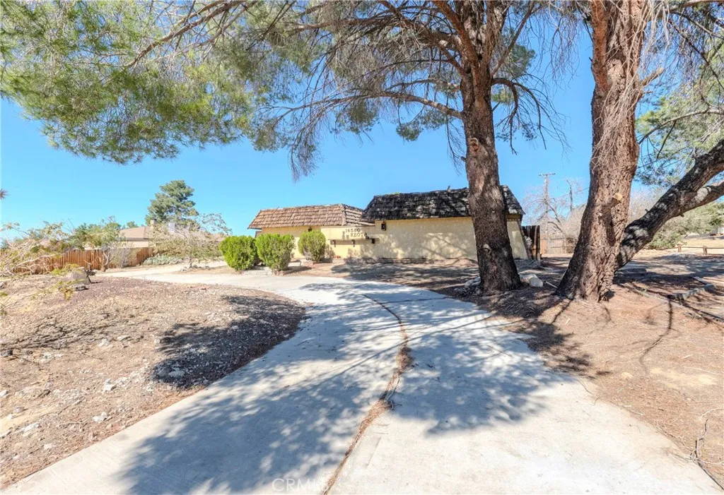 14580 Keota — photo