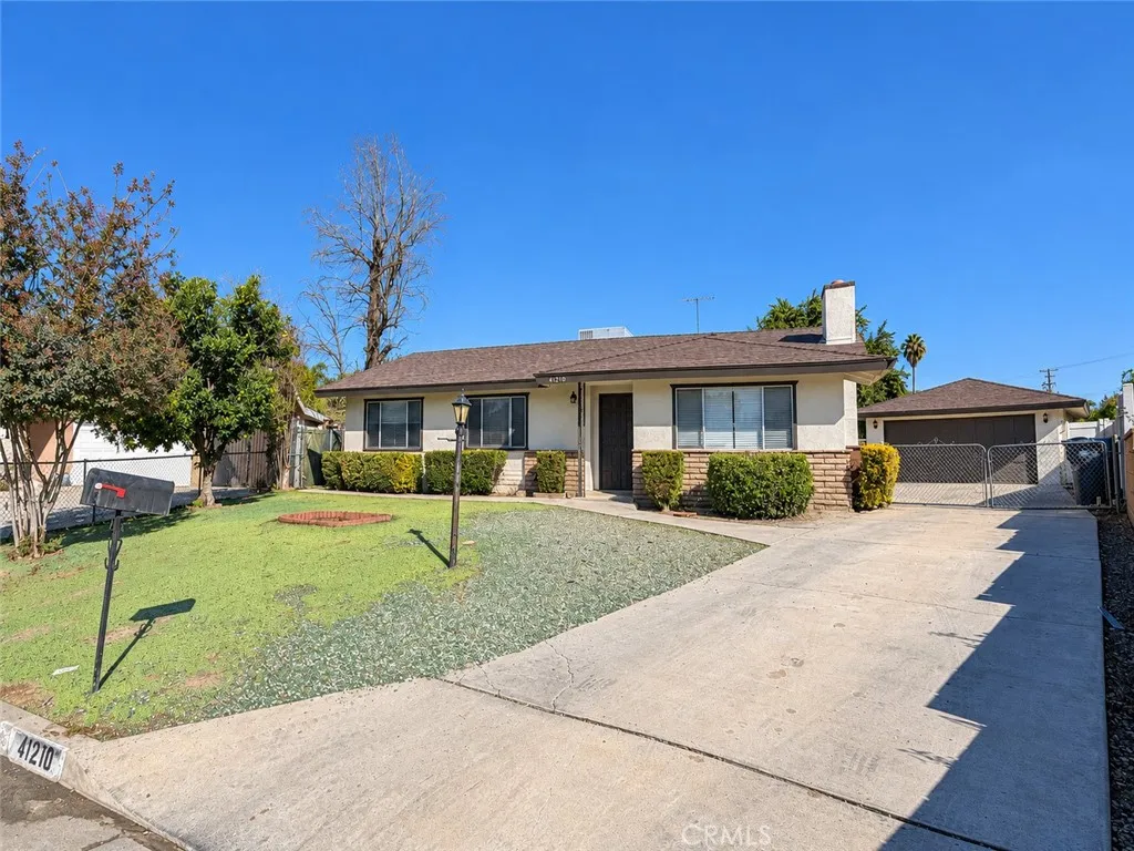 41210 Jamaica Lane — photo