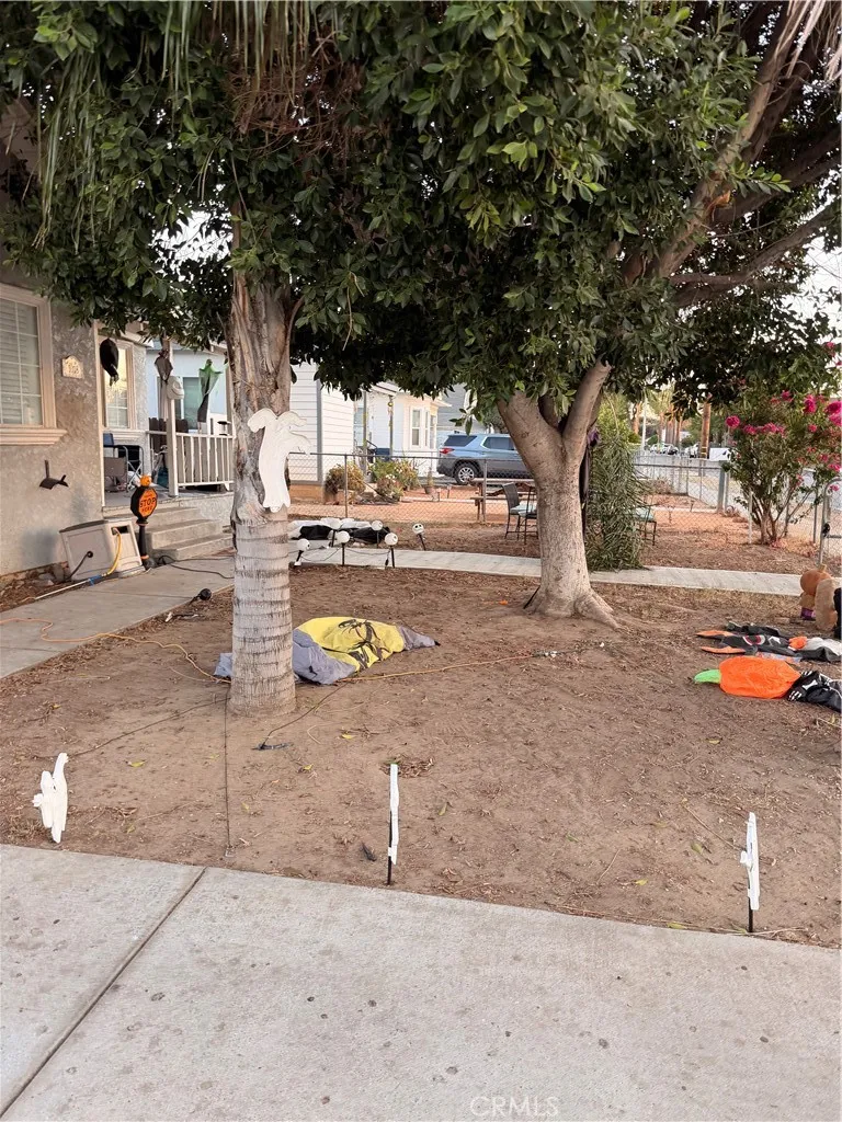 1018 6th, Redlands, CA 92374 — photo 2