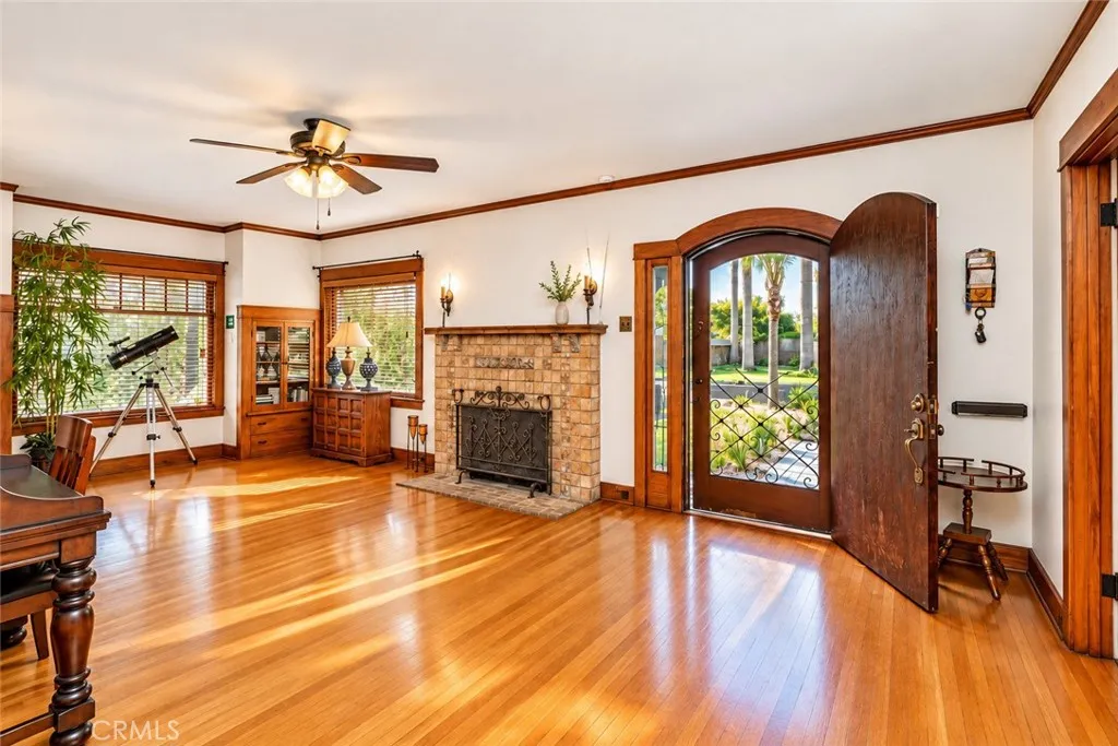 817 E Pasadena, Pomona, CA 91767 — photo 3