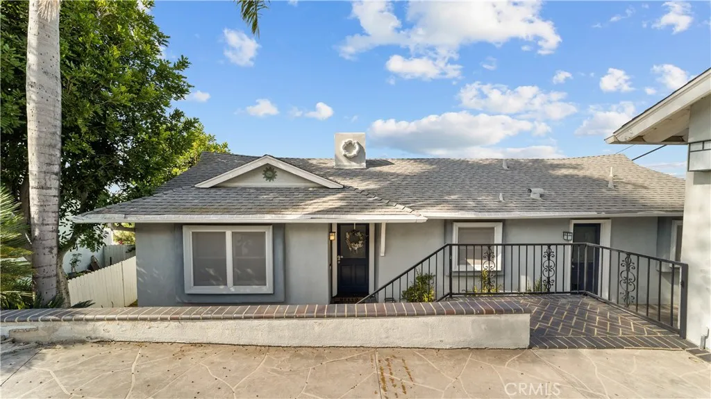 12032 S Circle Drive — photo